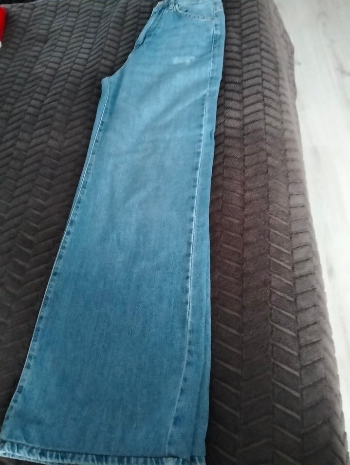 Açık Mavi Geniş Paça Denim Jean — görsel 8/9