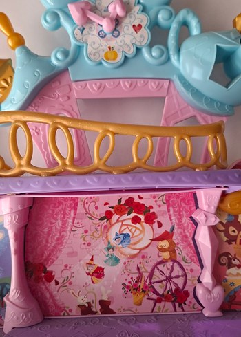 Disney Prenses Evi - Müzikli