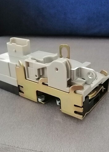 Peugeot 206, 207, 306 ve Citroën C2 Kapı Kilidi Bloğu - Görsel 3