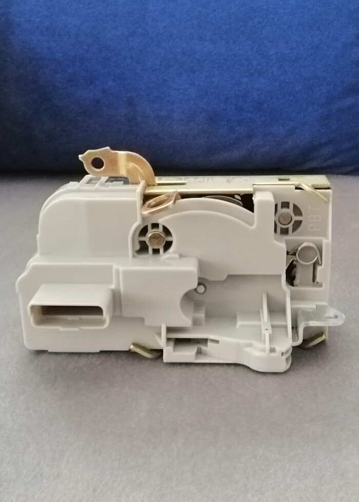 Peugeot 206, 207, 306 ve Citroën C2 Kapı Kilidi Bloğu - Görsel 2