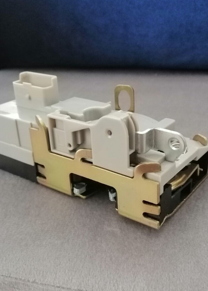 Peugeot 206, 207, 306 ve Citroën C2 Kapı Kilidi Bloğu - Görsel 3