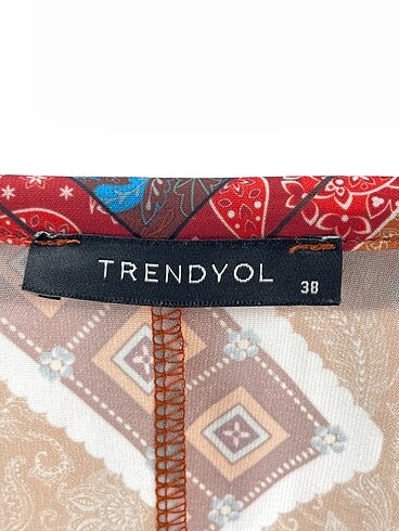 38 Beden çeşitli Renk Trendyol & Milla Kısa Elbise %70 İndirimli.