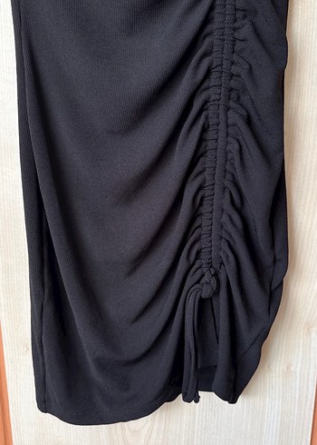 xs Beden Siyah Midi Elbise Yandan büzgülü
