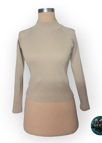 Kadın Bej Yüksek Yaka Omuz Detaylı Triko - Görsel 2