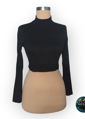 Siyah Yüksek Yakalı Kadın Triko - Görsel 2