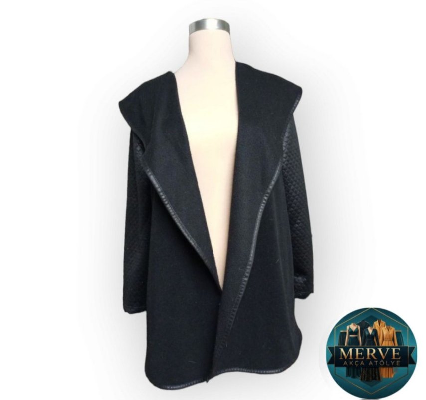 Siyah Kolları Detaylı Ceket - Görsel 3