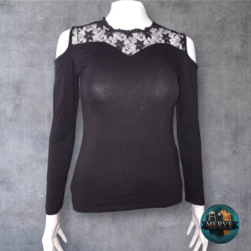 Siyah Dantel Detaylı Straplez Kadın Bluz - Görsel 2