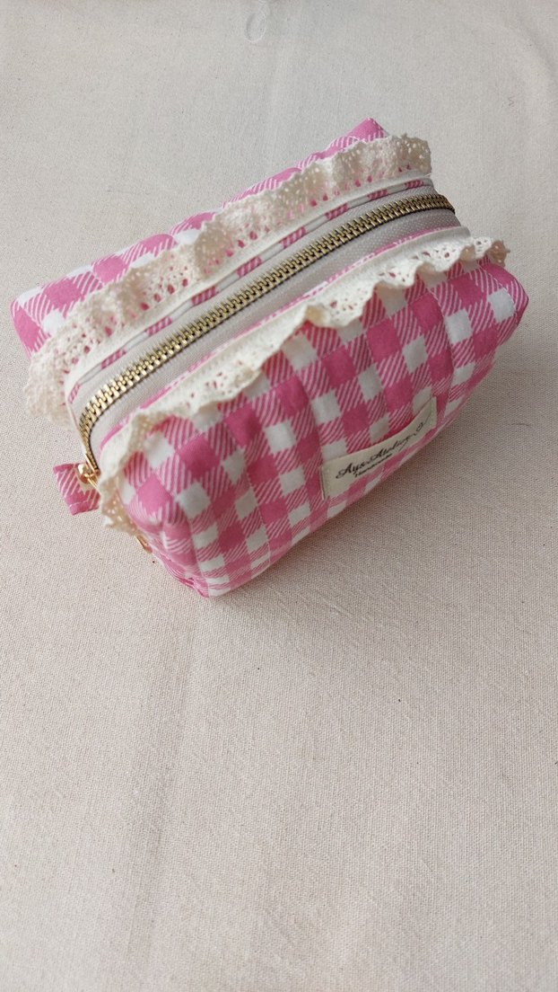 Dantel Detaylı Pembe Ekose Makyaj Çantası - Görsel 2