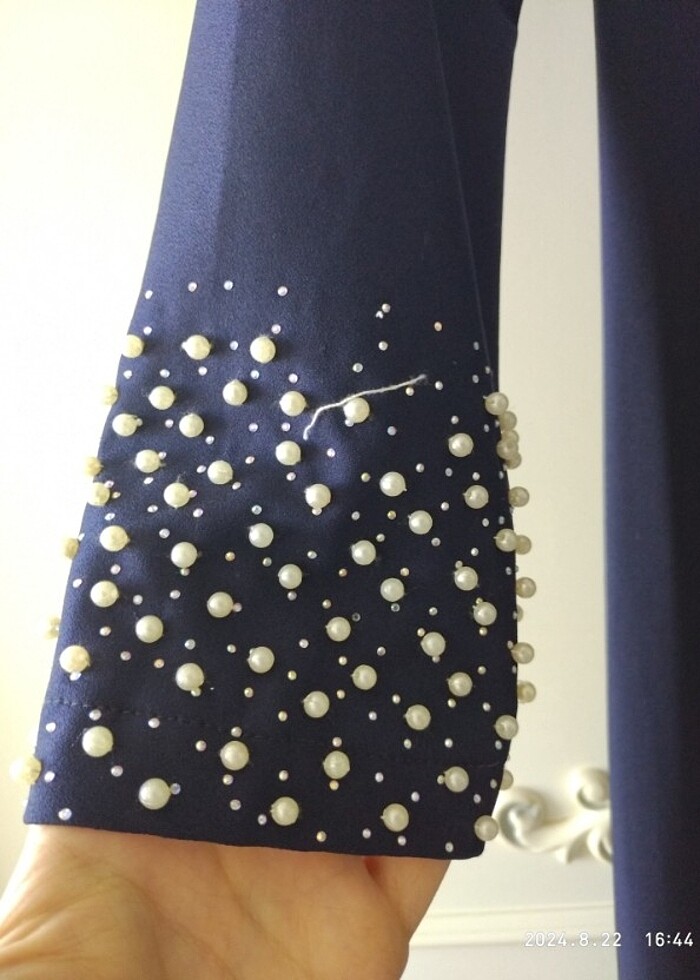 İncili elbise - Görsel 2