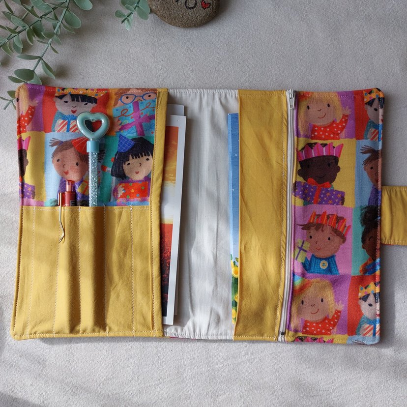 Çocuk Temalı Renkli Çok Bölmeli Planlayıcı, Kitap Yuvası - Görsel 3