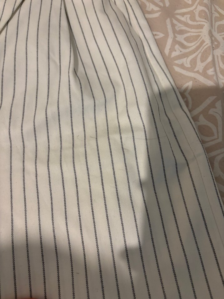 Çizgili Pilili Kadın Şort - Görsel 2