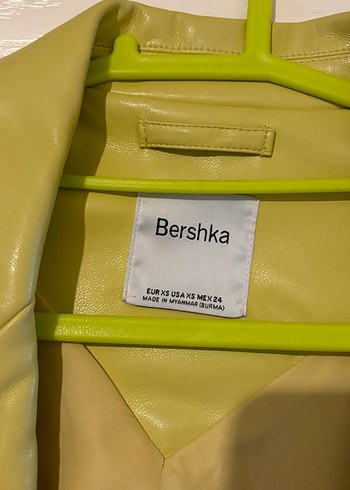 Sarı Deri Düğmeli Bershka Blazer Ceket - Görsel 4