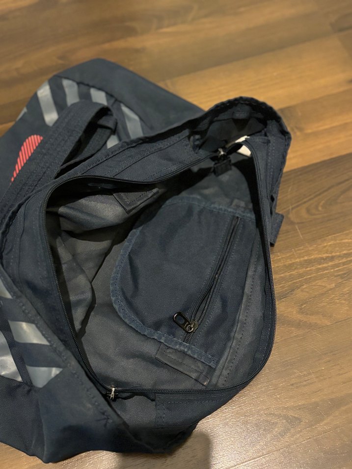 Nike Lacivert Çizgili Spor Çantası - Görsel 4