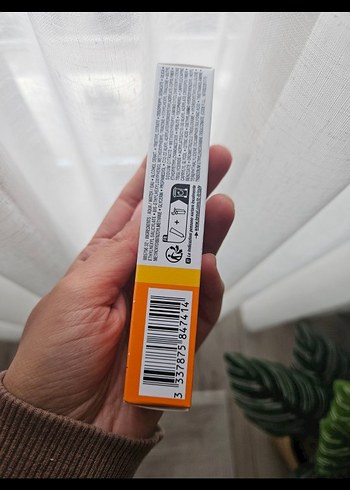 La Roche-Posay Anthelios UVmune 400 SPF 50+ Güneş Kremi - Görsel 3