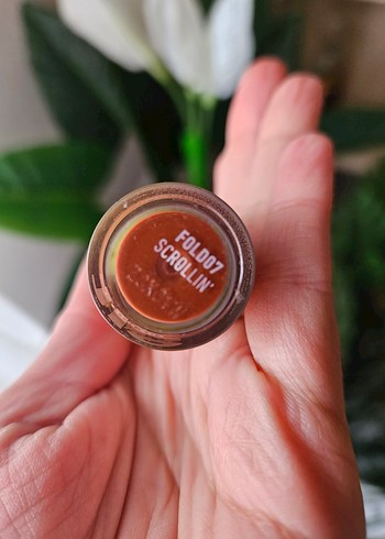 NYX far Oil Parlak i Ruj scrollin - Görsel 2