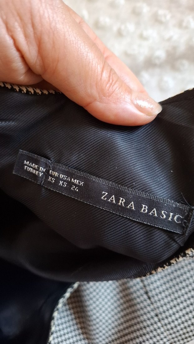 Kolsuz, V Yaka Gri Midi Elbise - Görsel 5