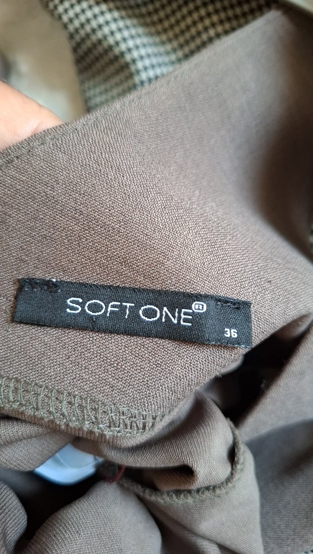 Kadın Bej Kolsuz Midi Kalem Elbise - Görsel 3