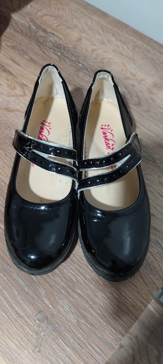 Siyah Parlak Tokalı Kız Babet Ayakkabı - Görsel 5