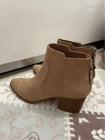 Bershka süet bootie