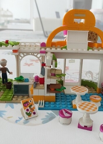 Lego friends 41444 organik kafe.