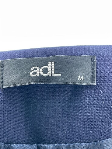 m Beden lacivert Renk Adil Işık Blazer %70 İndirimli.