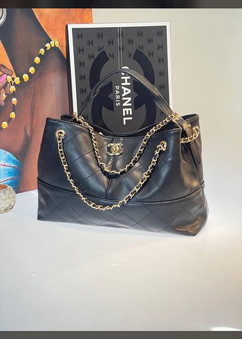 Zincir Detaylı Siyah Chanel Deri Çanta