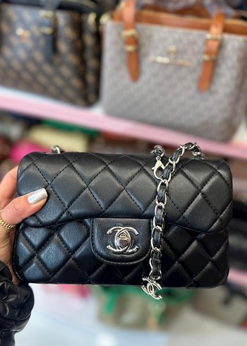 Zincir Detaylı Beyaz Deri Kadın Çanta - Görsel 2