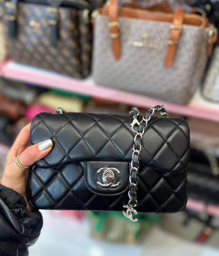 Zincir Detaylı Beyaz Deri Kadın Çanta - Görsel 2