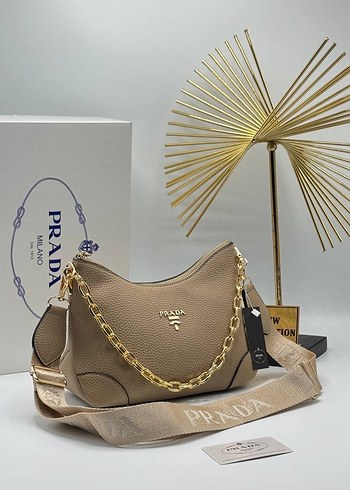 Bordo Deri Prada Zincir Detaylı Çanta - Görsel 4