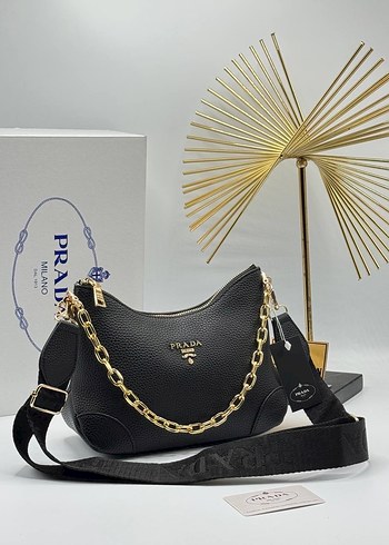 Bordo Deri Prada Zincir Detaylı Çanta - Görsel 6