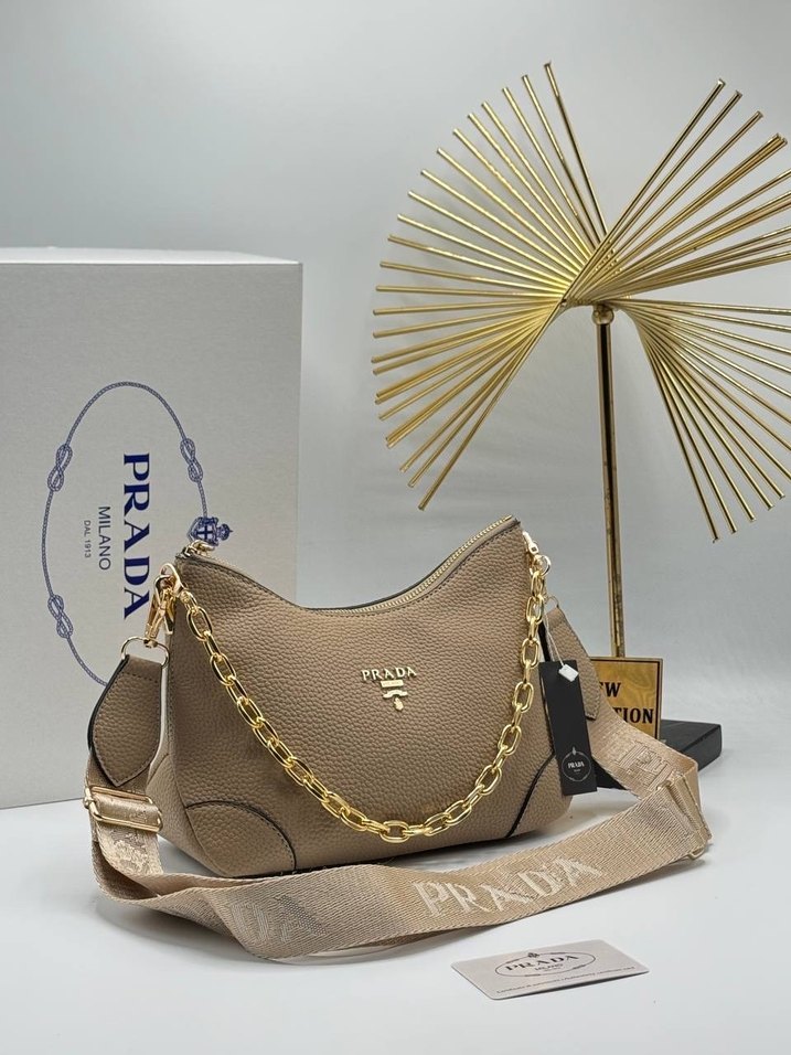 Bordo Deri Prada Zincir Detaylı Çanta - Görsel 4