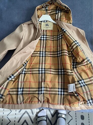 7 Yaş Beden camel Renk Burberry Çocuk Trençkot