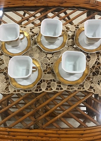 Altın Detaylı Beyaz Porselen Fincan Seti