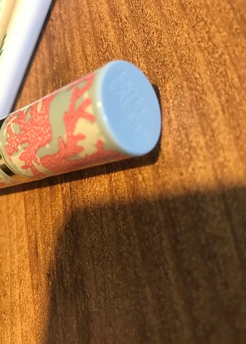 Beden ESTEE LAUDER Canlı Ruj