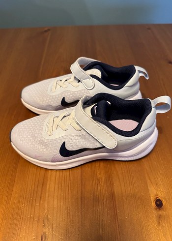 Nike Çocuk Beyaz Spor Ayakkabı - Görsel 3