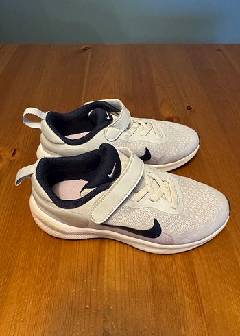 Nike Çocuk Beyaz Spor Ayakkabı - Görsel 2