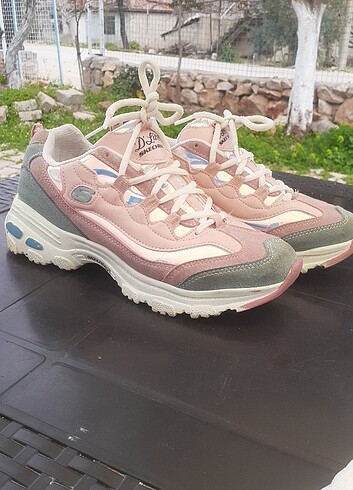 39 Beden D'lites SKECHERS BAYAN AYAKKABI ORJİNAL 39 NUMARA