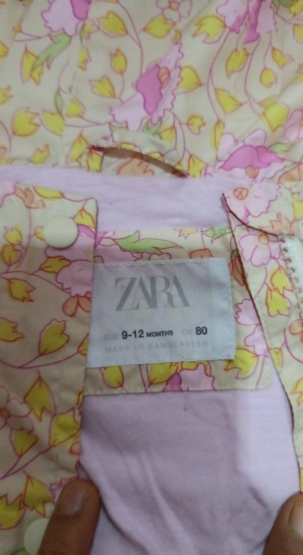 Kız Çocuk Kapüşonlu Desenli Yağmurluk - Görsel 2