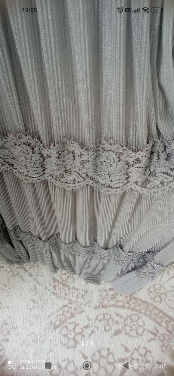 Uzun Kollu Gri Nakışlı Piliseli Elbise - Görsel 3