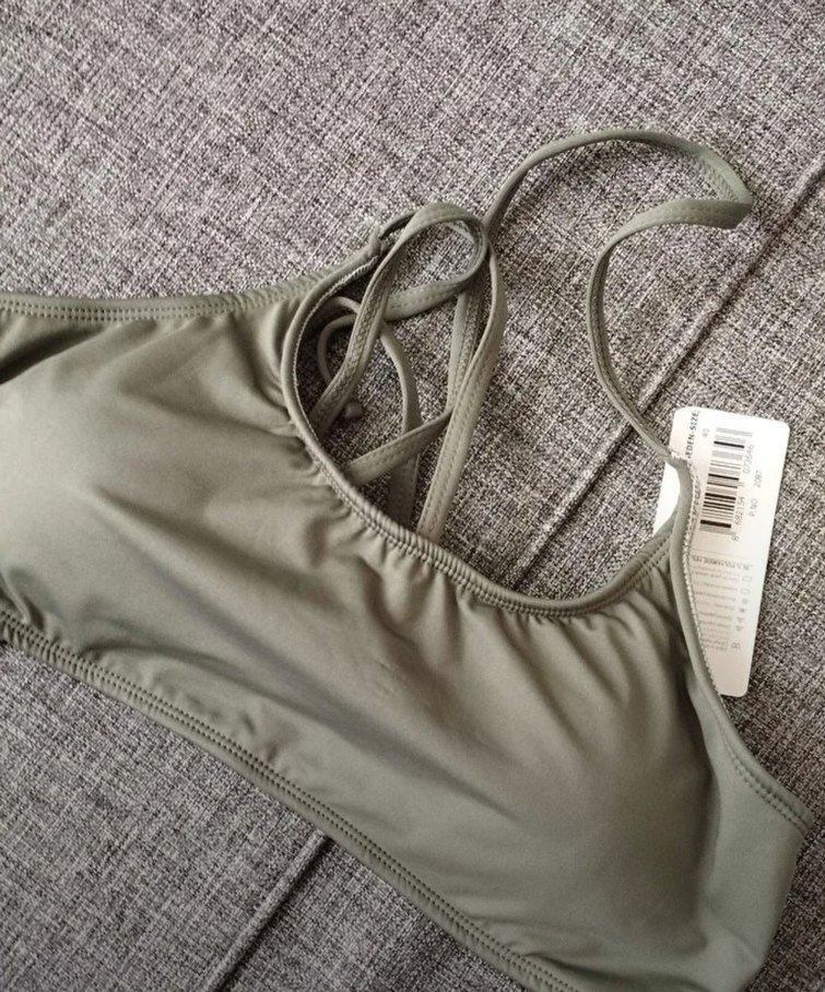 Yeşil Sırt Bağlamalı Bikini Üstü - Görsel 4