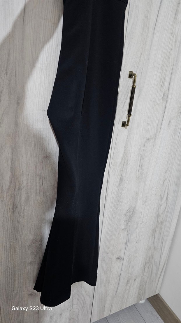 Düğmeli Siyah Kadın Kumaş Pantolon - Görsel 3