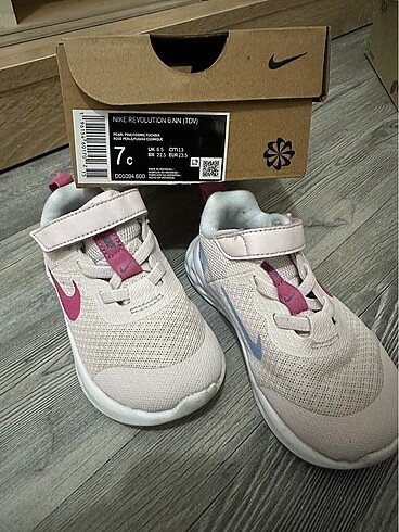Nike Spor Ayakkabı 22.5