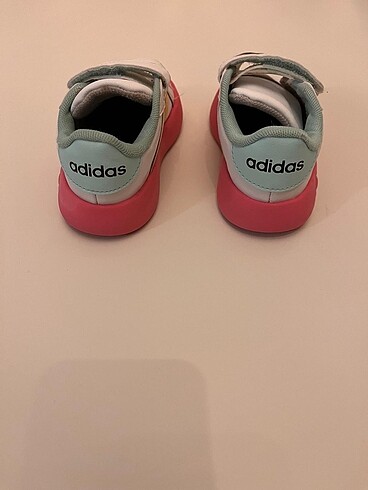 25 Beden Adidas 25 numara