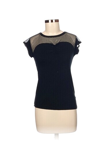 Ikiler T-shirt %70 İndirimli.