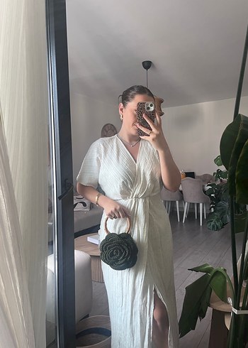 Trendyol & Milla V Yaka Beyaz Midi Keten Elbise