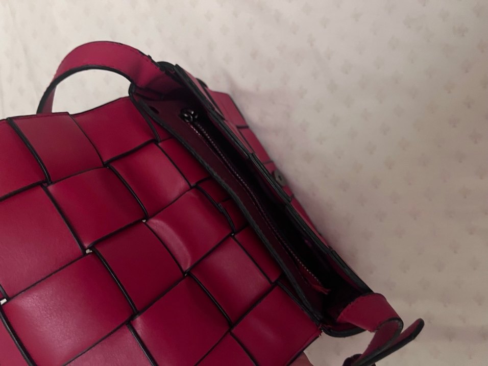 Kareli Kırmızı Deri Kadın Çanta - Görsel 3