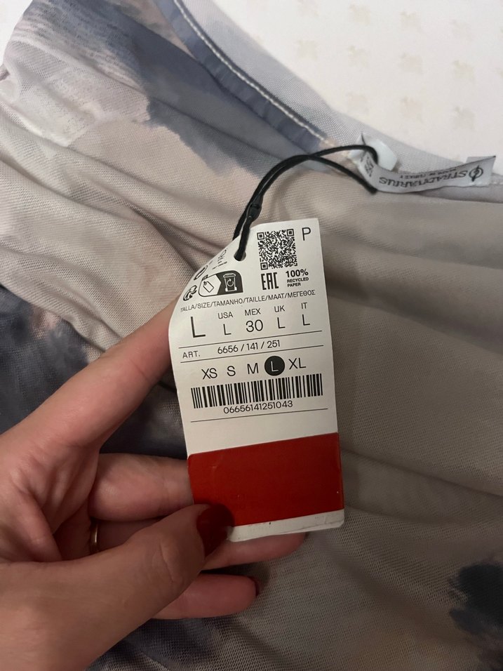 Gri Desenli Drapeli straplez bluz - Görsel 3