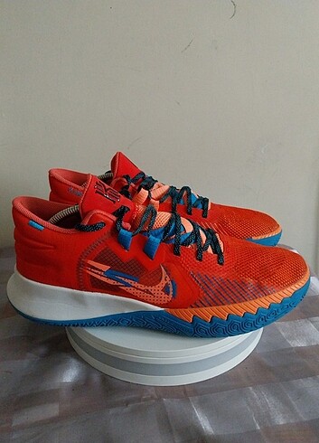tek ebat Beden NIKE KYRIE FLYTRAP V