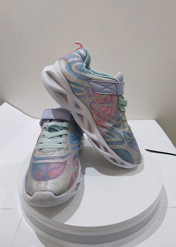 Skechers Işıklı Kız Çocuk Ayakkabı 33 Numara - Görsel 4