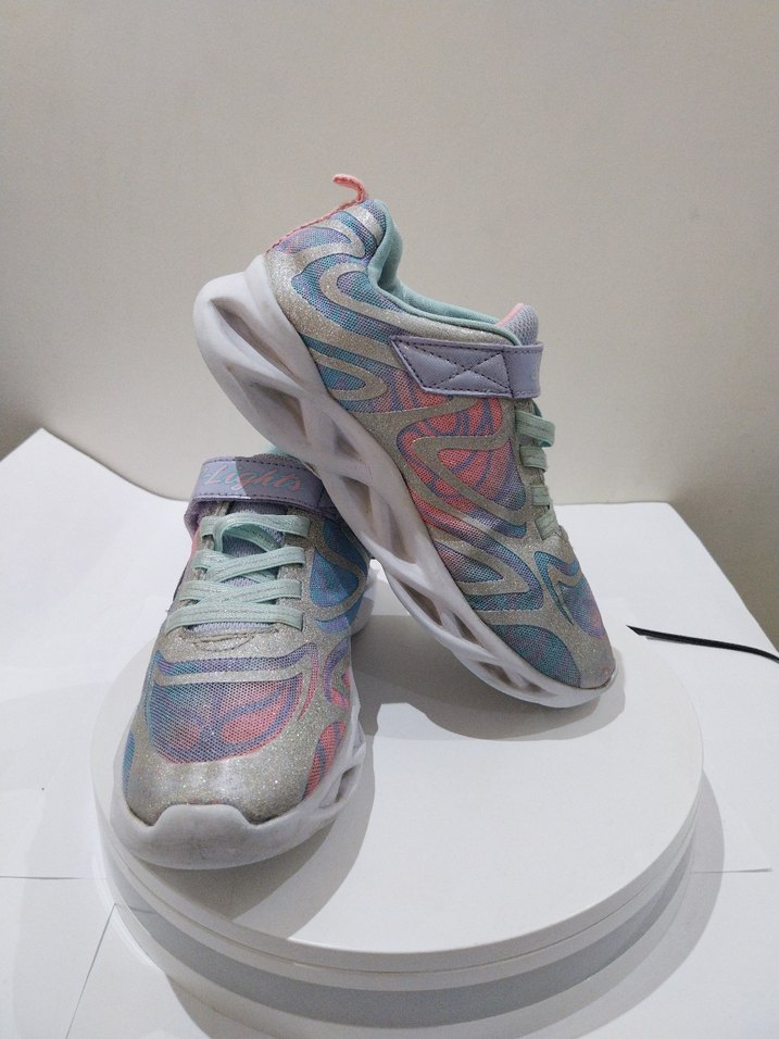 Skechers Işıklı Kız Çocuk Ayakkabı 33 Numara - Görsel 4